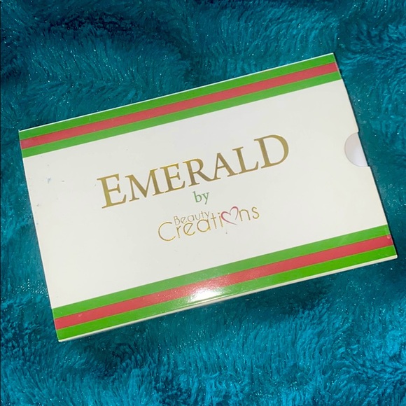 Beauty Creations Emerald Palette - Picture 1 of 6